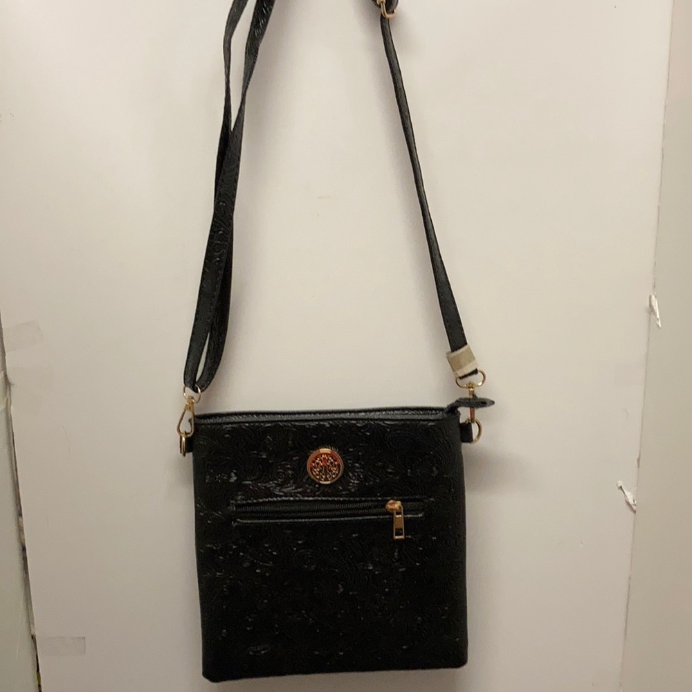 Crossbody black bag